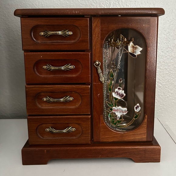 Retro Jewelry box - Picture 1 of 3